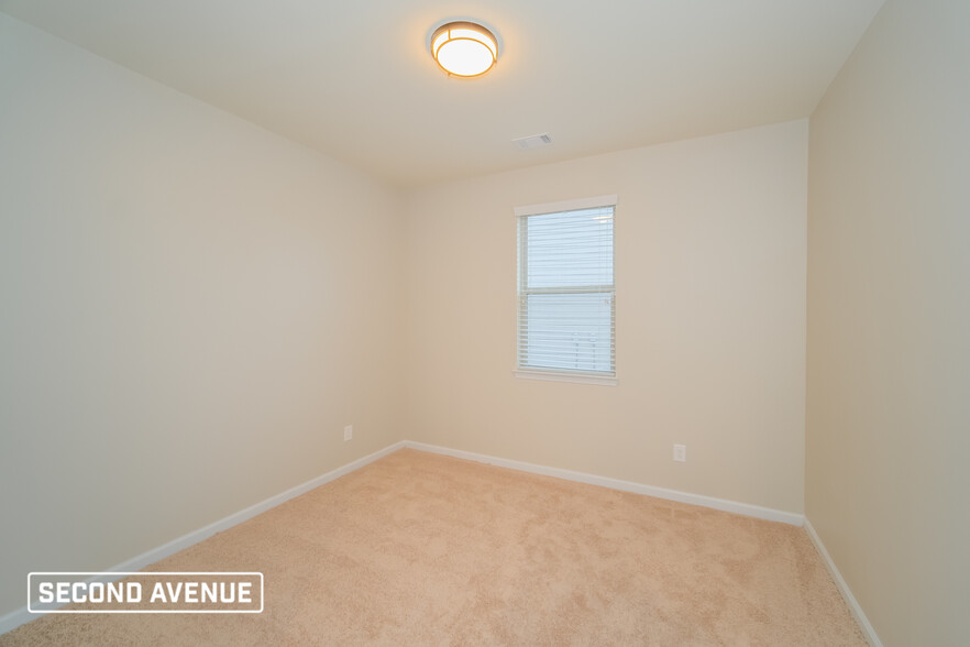 Building Photo - 339 Hamilton Pointe Dr