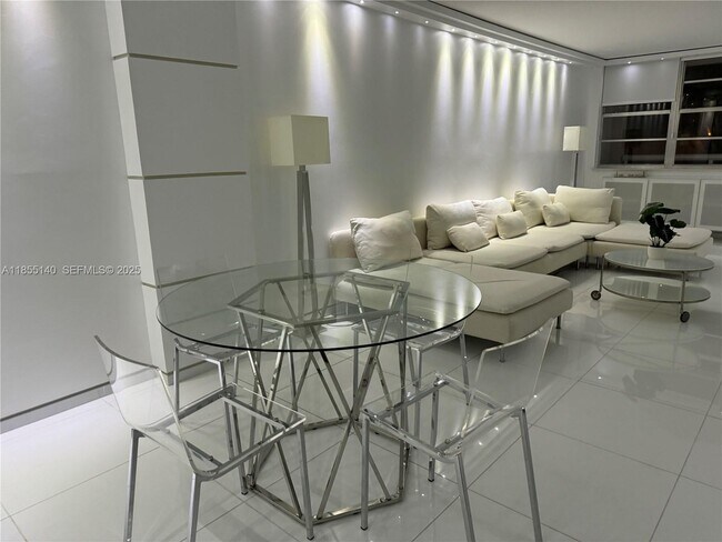 Building Photo - 6770 Indian Creek Dr