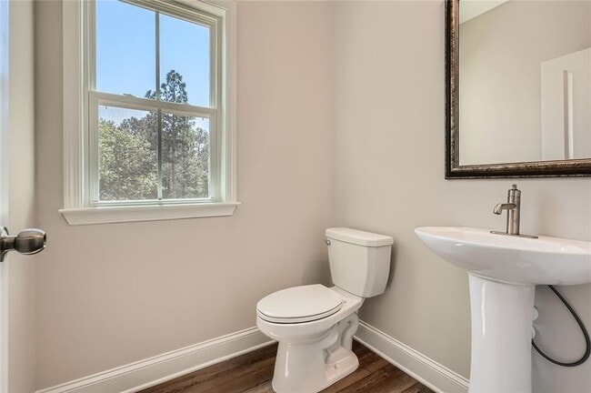 Building Photo - 461 Stagecoach Bnd SE