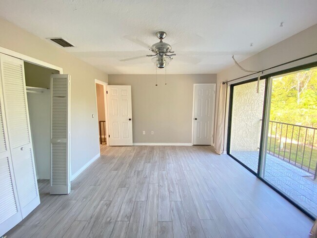 Building Photo - 1718 Gulfview Dr