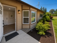 Building Photo - Comfortable 3BR/2BA Home in Kent – Fenced Backyard & Deck