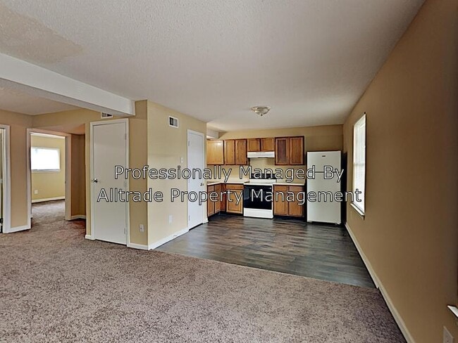 Building Photo - 1519 Crums Ln