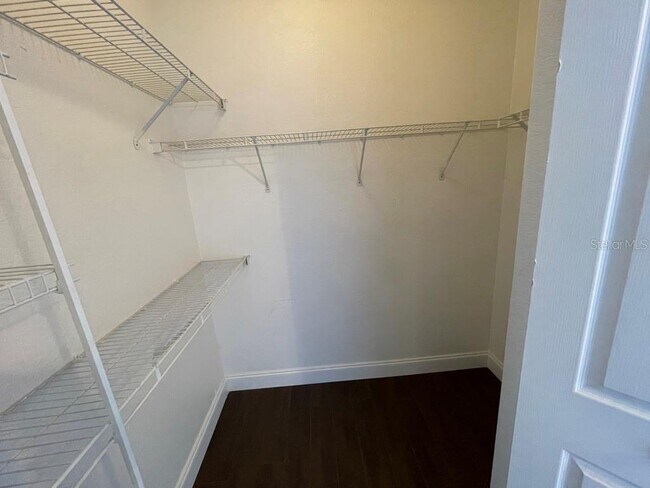 Building Photo - 5821 Legacy Crescent Pl