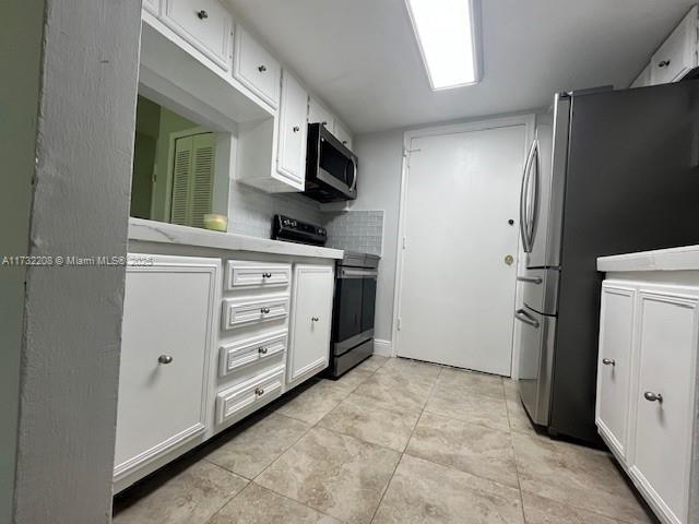 Building Photo - 15888 SW 95th Ave
