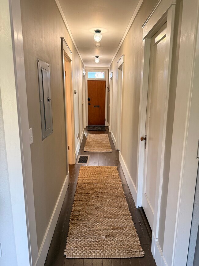 Front door and hallway - 215 N Emmett Ave