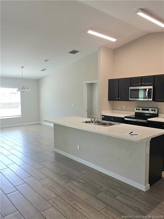 Building Photo - 1410 SW Flounder Ln