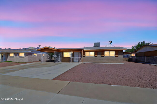 Building Photo - 5503 Salisbury Dr