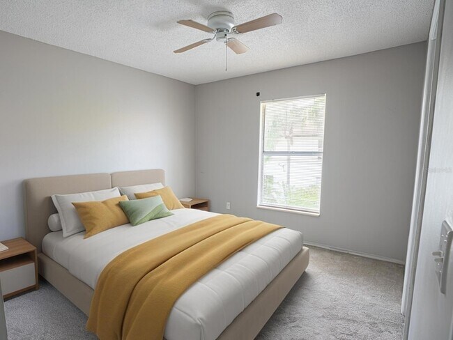 Building Photo - 3651 N Goldenrod Rd