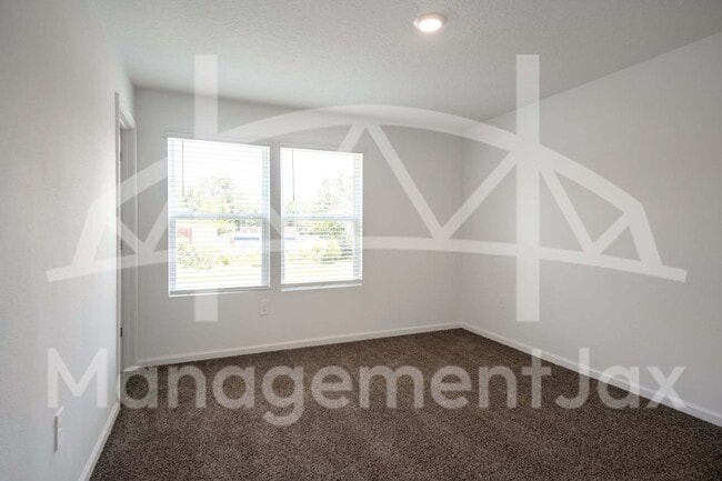 Building Photo - 5538 US-1