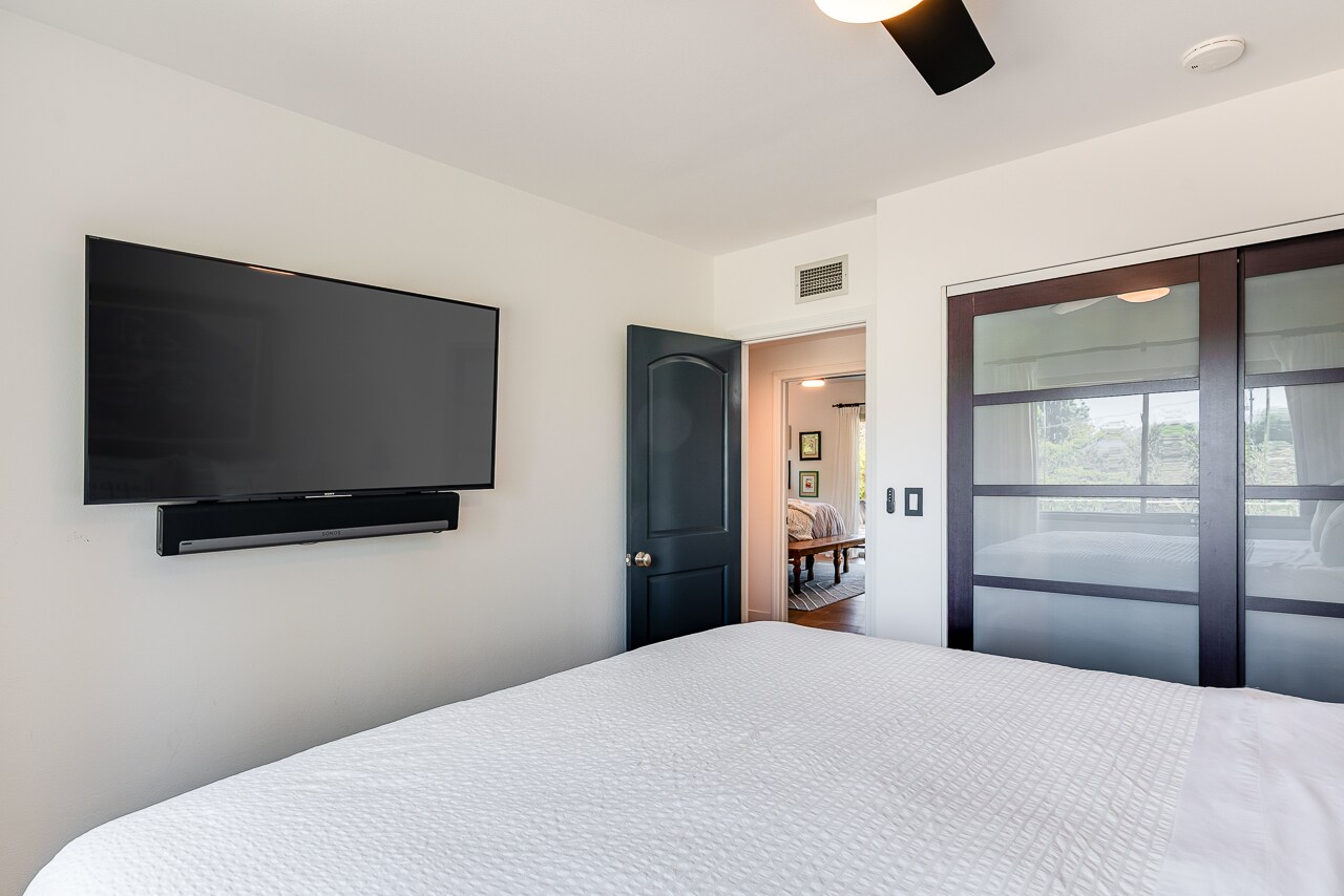 Building Photo - 954 Encino Vista Dr