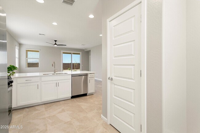 Building Photo - 17337 W Smoketree Dr