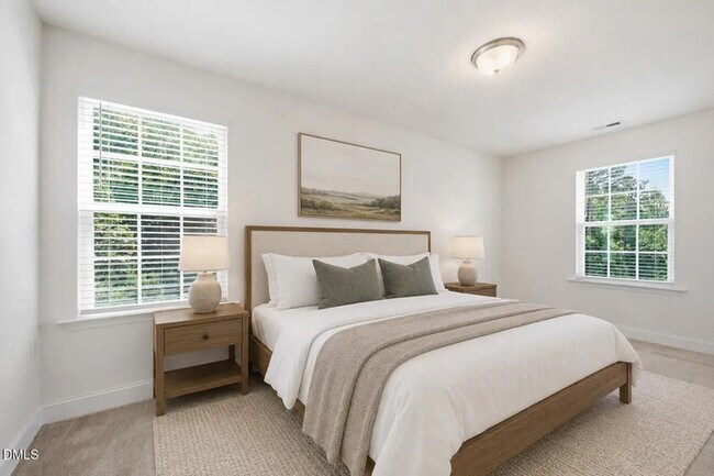 Building Photo - Lease OR Lease to Own