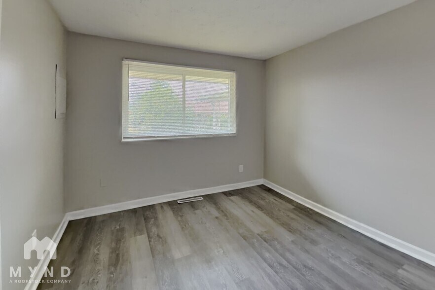 Building Photo - 1739 Pickering Dr