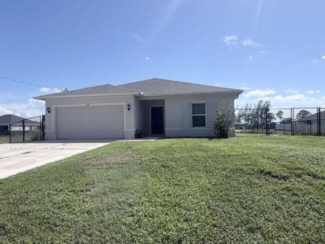 Building Photo - 328 Jacaranda Pkwy E