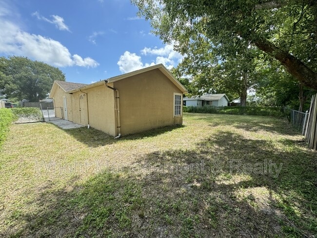 Building Photo - 6427 Sutters Mill Rd