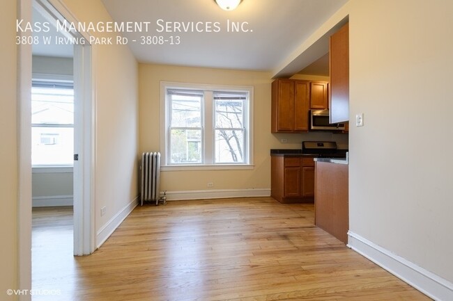 Building Photo - 3808 W Irving Park Rd