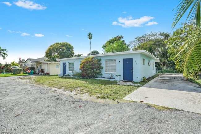Building Photo - 7871 Terrace Rd