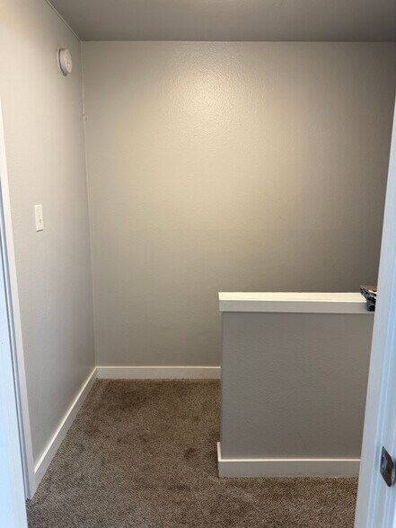 Building Photo - 4169 S Village Ln