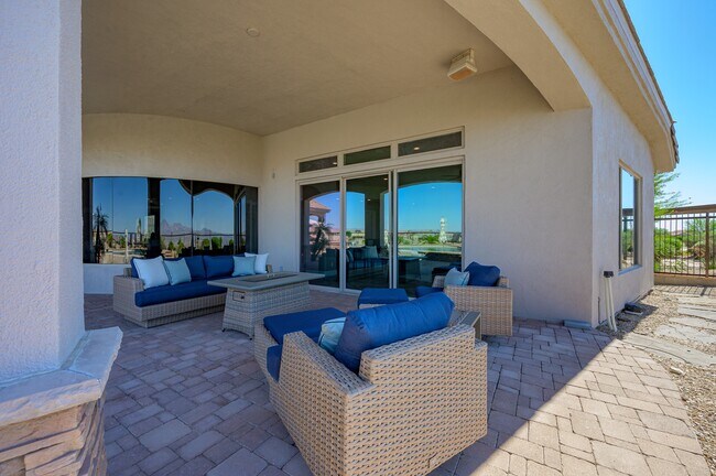 Building Photo - 1362 Pioneer Trail