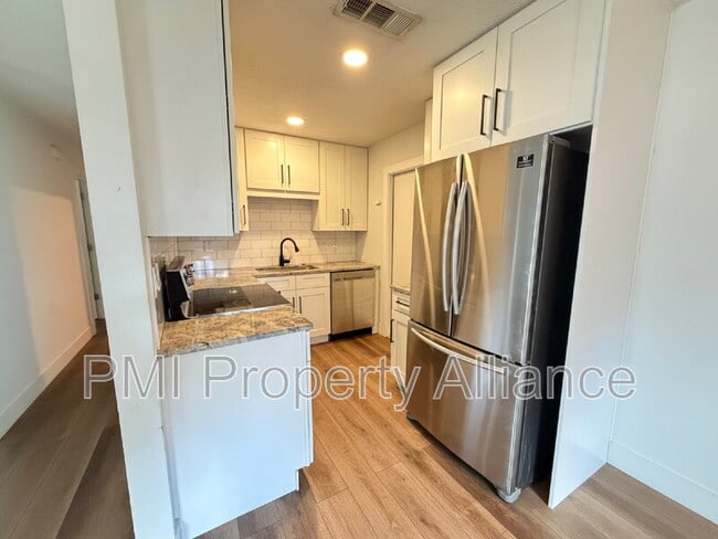 Building Photo - 2300 Elizabeth Ave