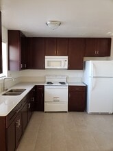 Building Photo - College Park Apartment