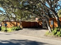 Building Photo - Unique 2 bedroom 2 bath home in Pacific Grove!