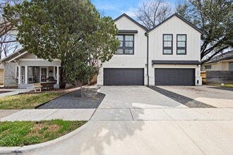 Building Photo - 1007 Mt Auburn Ave