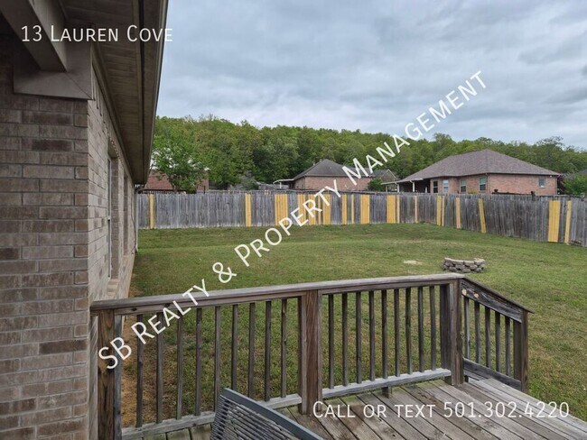 Building Photo - 13 Lauren Cove