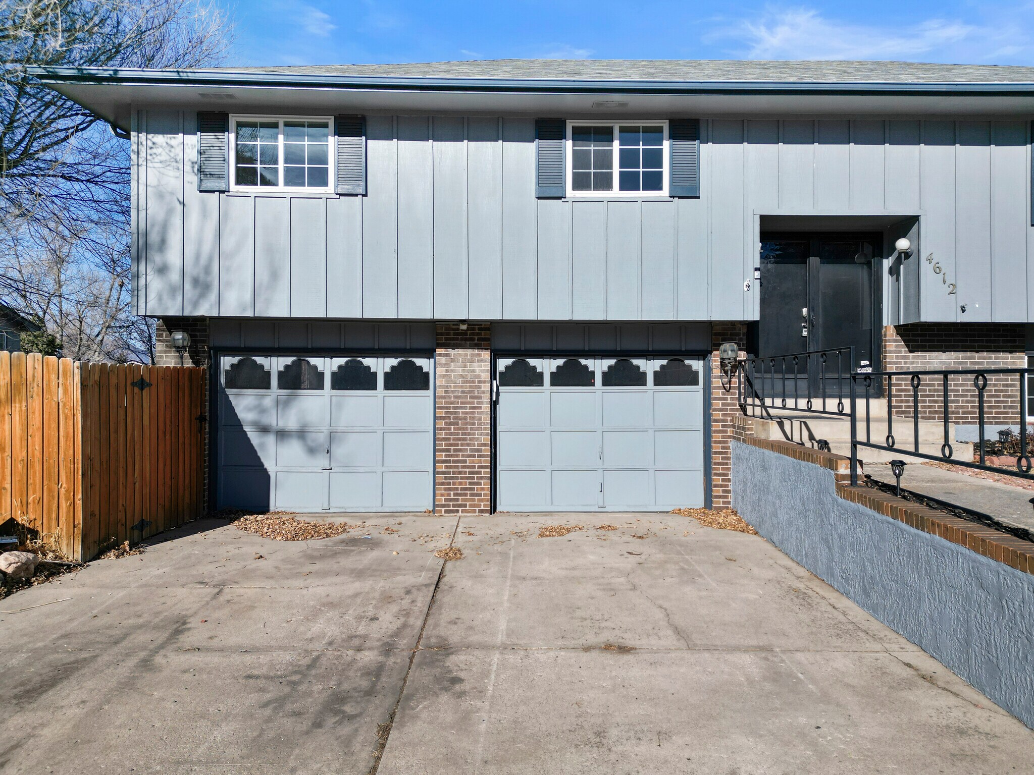 Building Photo - 4612 S Carefree Cir