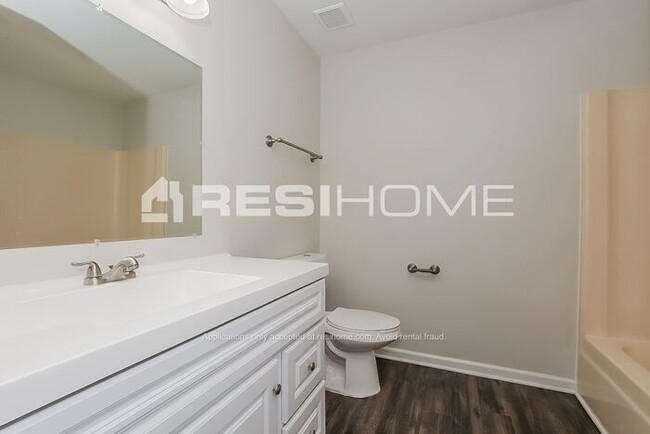 Building Photo - 1405 Rice Hill Cir