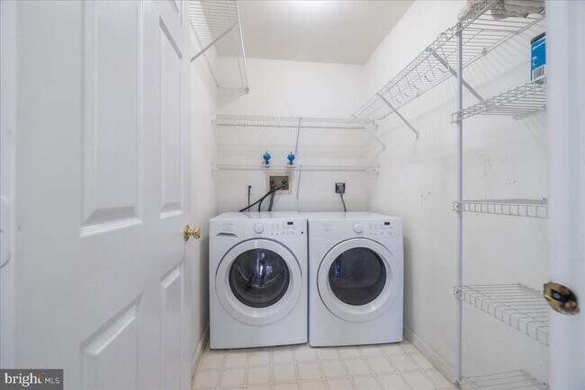 Building Photo - 8708 Spruce Mill Dr