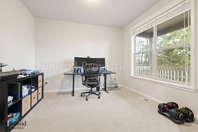 Building Photo - 12723 SW Willow Point Ln