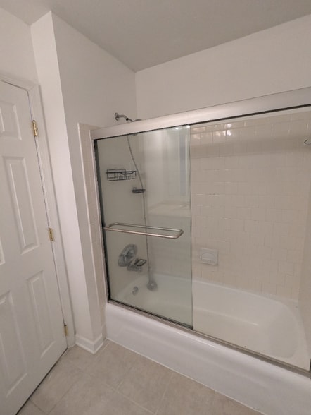 Building Photo - 7813 Provincetown Dr