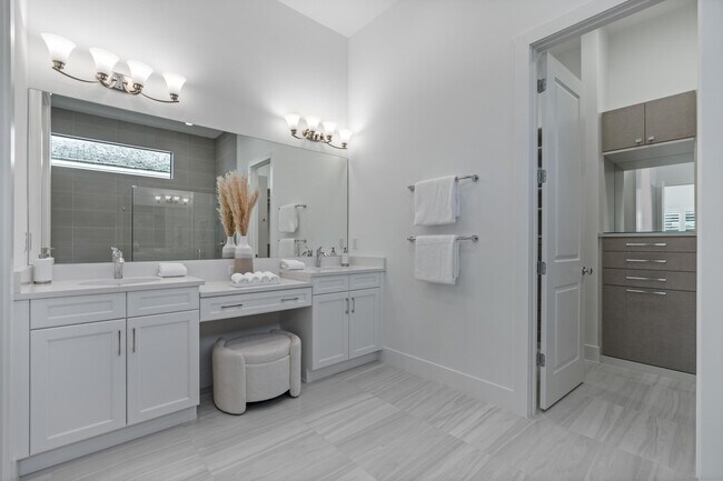 Building Photo - 13710 Artisan Cir