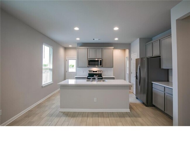 Building Photo - 237 Unforgiven Ln