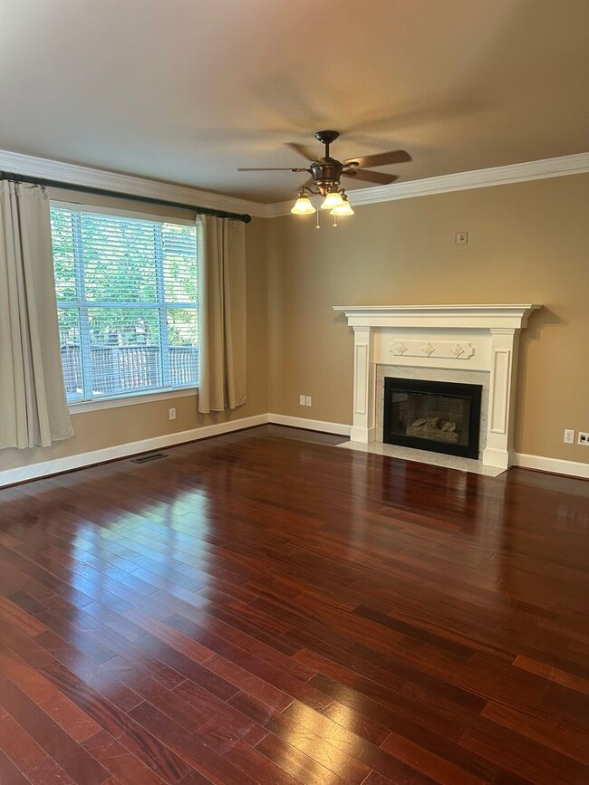 Building Photo - Gorgeous Colonial in Audrey Kell/Ballantyne