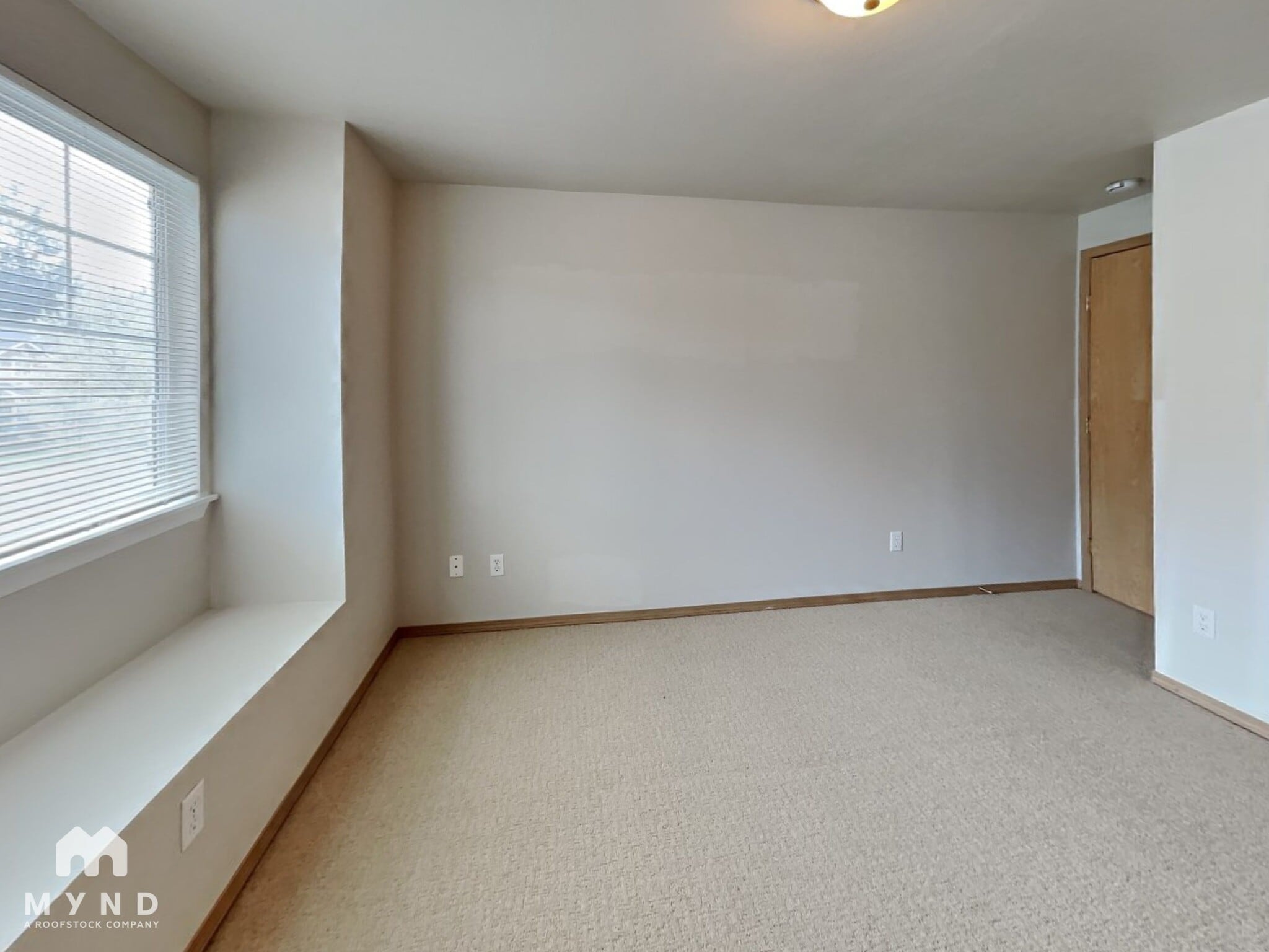 Building Photo - 16504 129th Ave Ct E