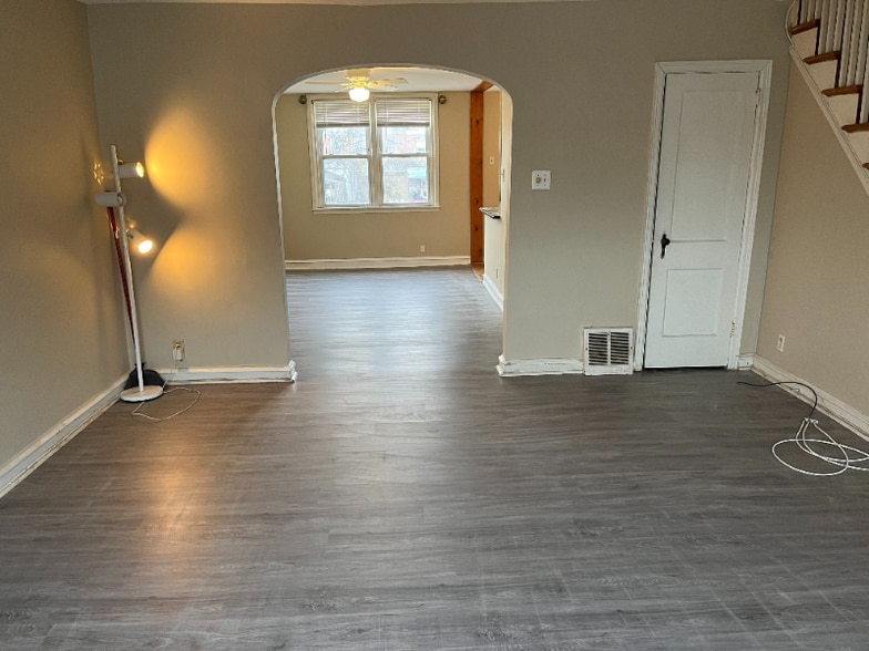 Building Photo - 6332 Tabor Ave