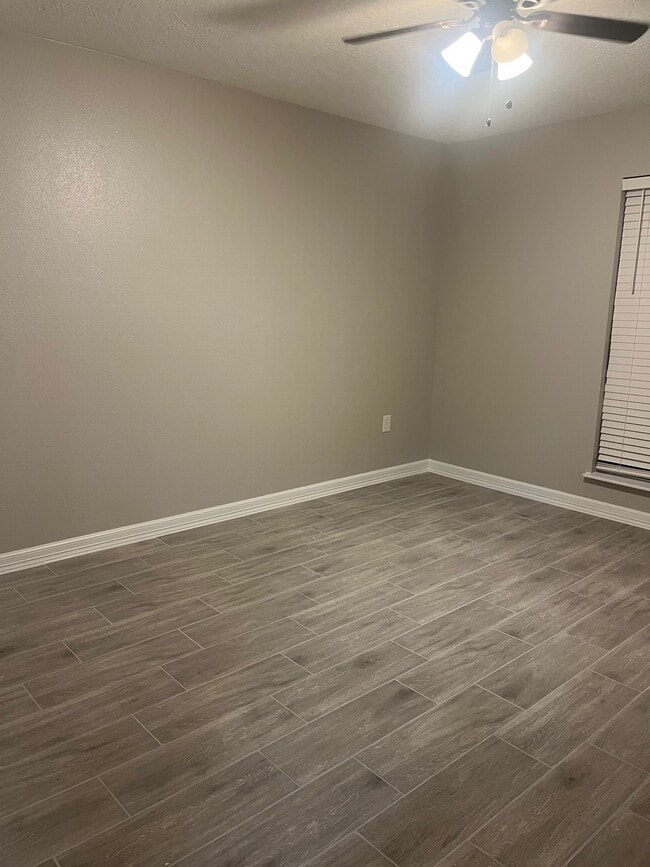 Building Photo - 260 El Dorado Blvd