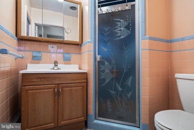 Building Photo - 55 E Evesham Rd