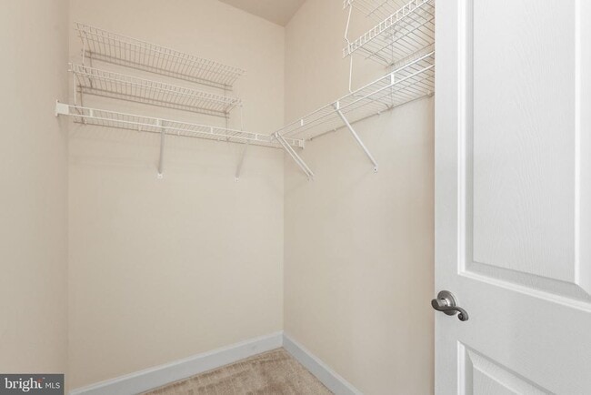 Building Photo - 562 Marina Landing Ln