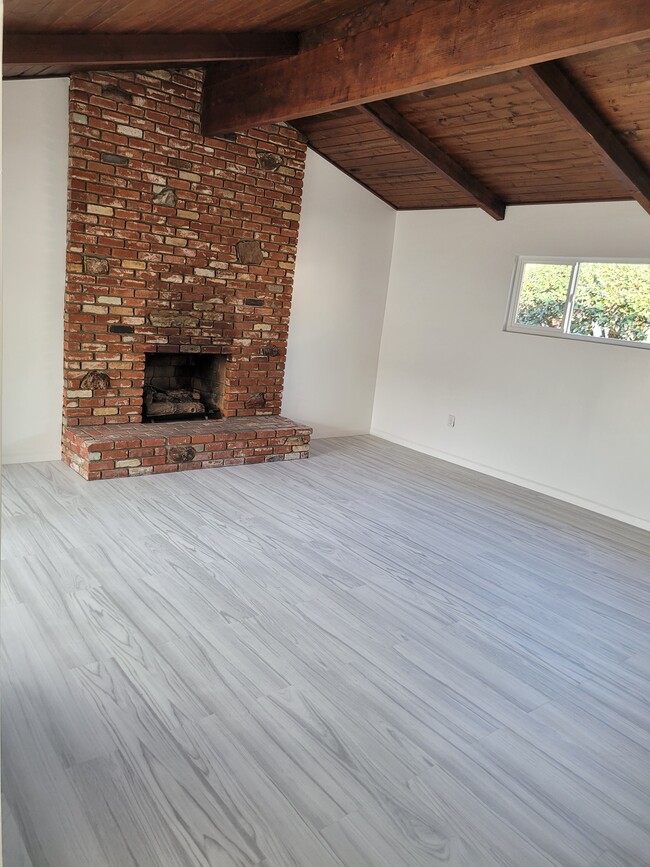 Family Room with fireplace - 5123 W 130th St