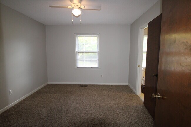 Building Photo - 50 Aubrey Cir