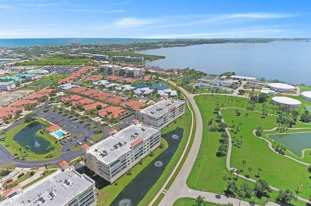 Building Photo - 732 Bayside Dr