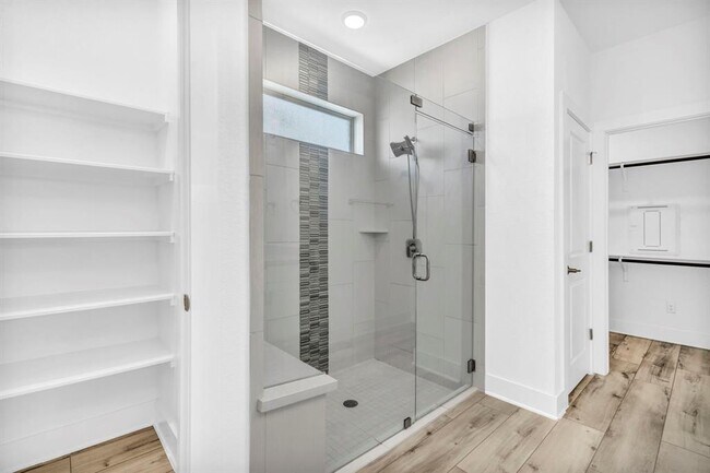 Building Photo - 1304 Brescia Walk