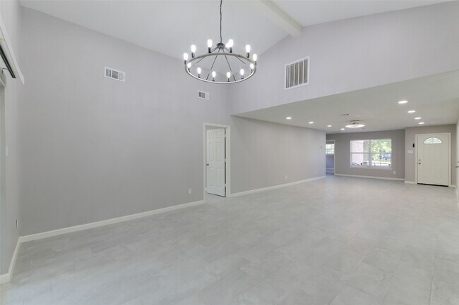Building Photo - 3605 Barberry Dr