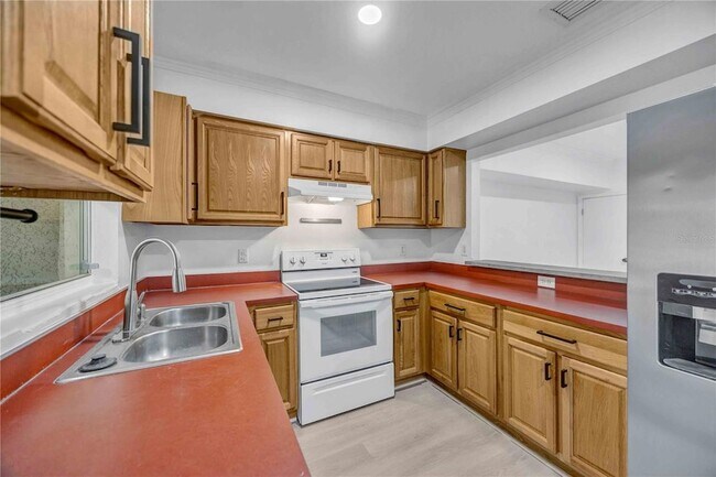 Building Photo - 727 Kensington Lake Cir