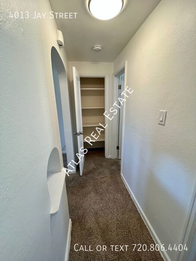 Building Photo - 4013 Jay Street