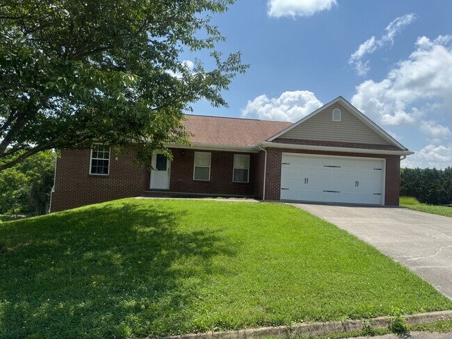 Building Photo - 2032 Bill Hicks Dr