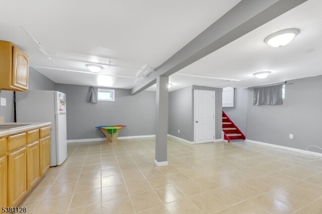 Building Photo - 13-35 4th St